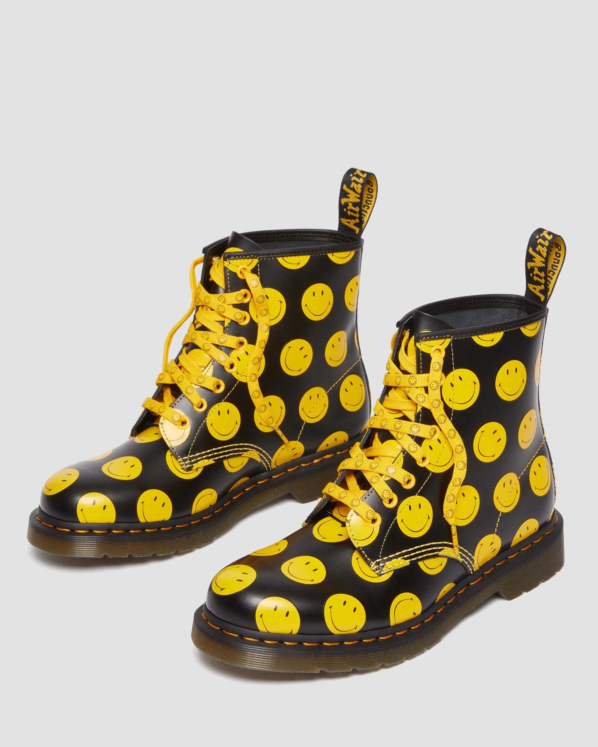 1460 Smiley Smooth leather lace-up boots Dr. Martens