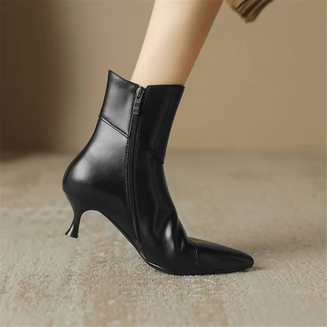 ChicLeather Elegance Pointed Toe Winter Boots