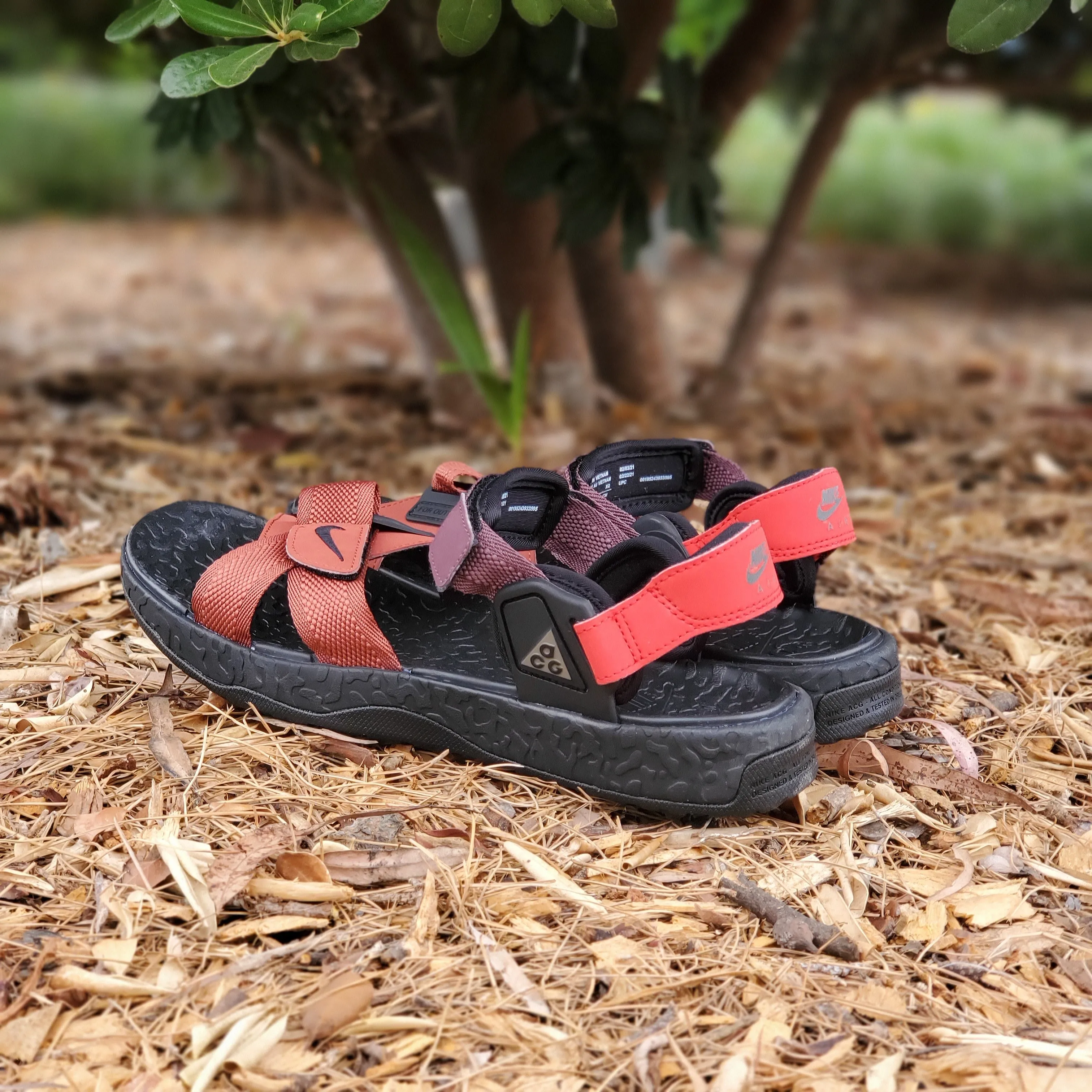 Nike ACG Air DeschÃ¼tz   Sandal Redstone