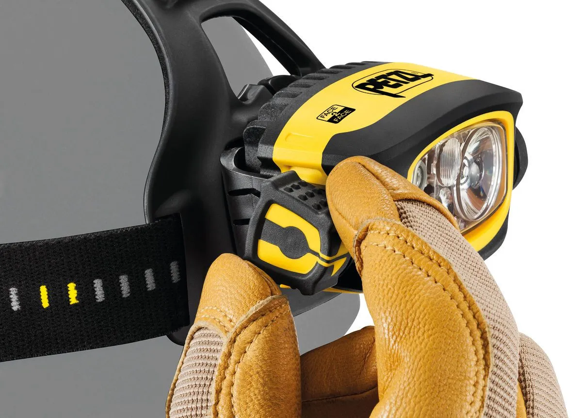 Petzl DUO S 1100 lumens, durable, waterproof, rechargeable, with face2face technology